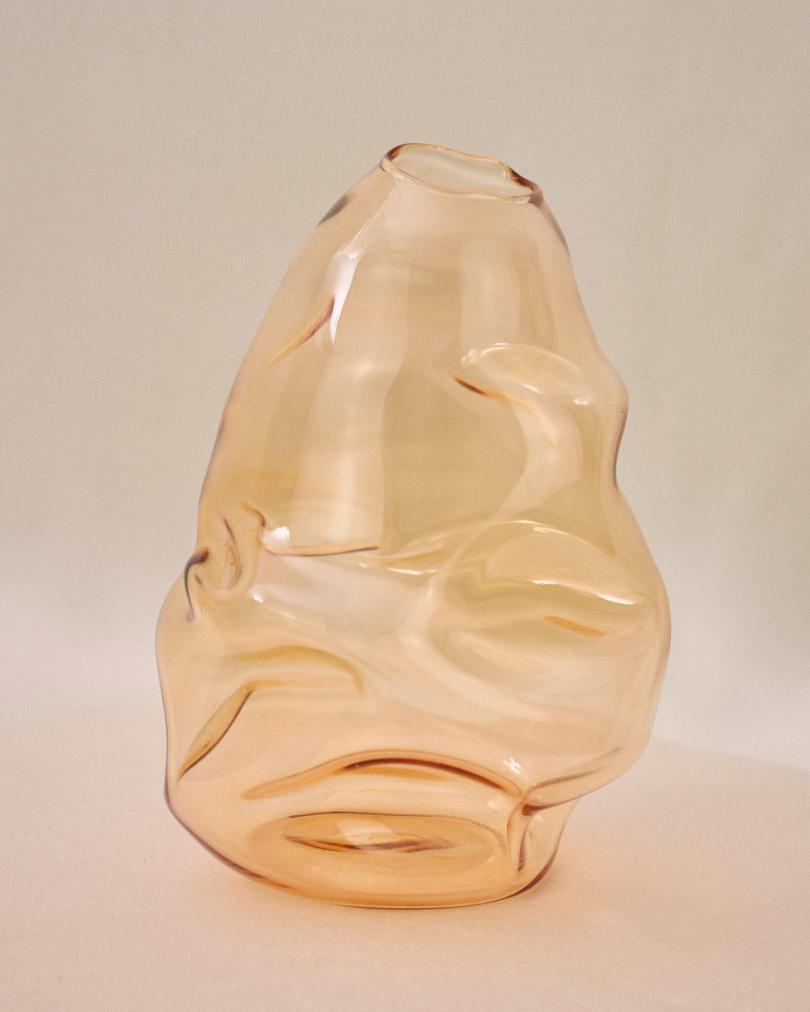 ben jor glass vase amber nathalie schreckenberg muy frágil