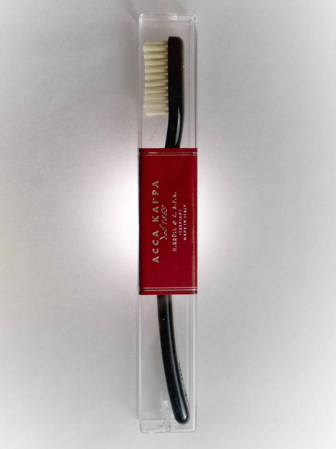 BLACK toothbrush Acca kappa