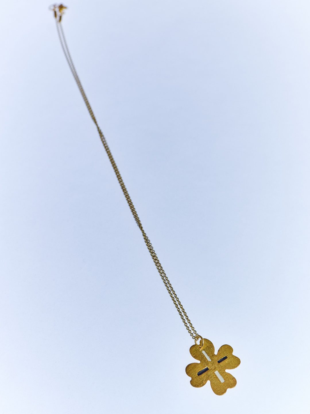 sombra pendant après ski muy frágil