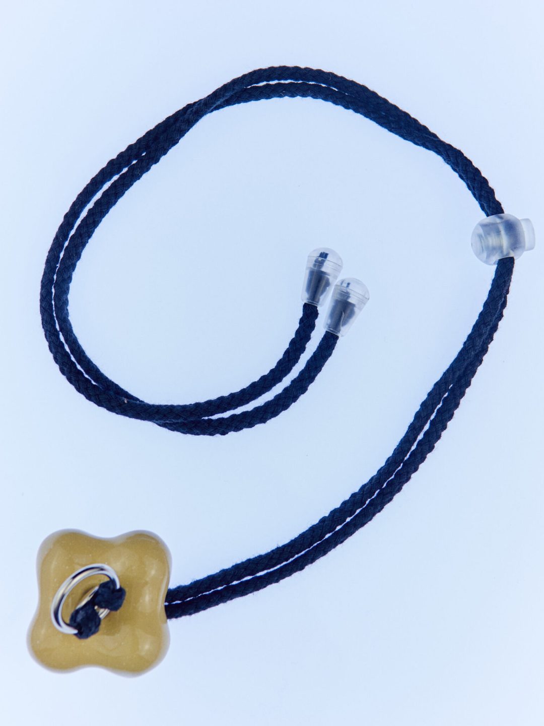 vanila amuleto h05 muy frágil