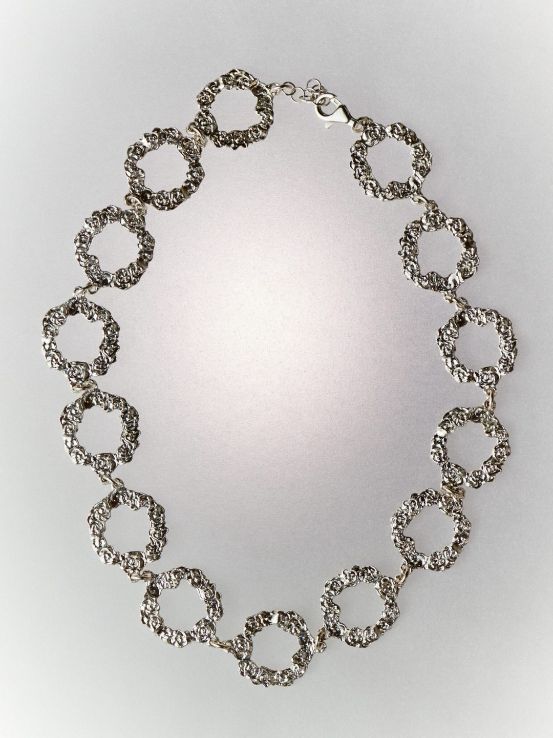 pergola silver necklace sofía rocha muy frágil