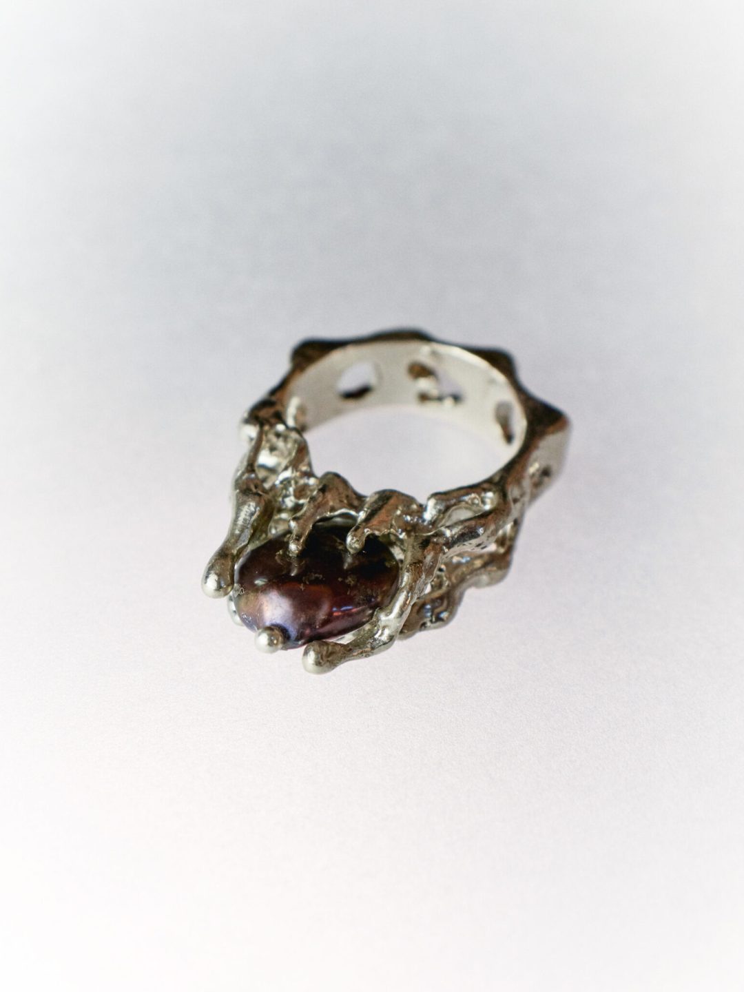kirsti dark pearl silver ring pendant gohara muy frágil