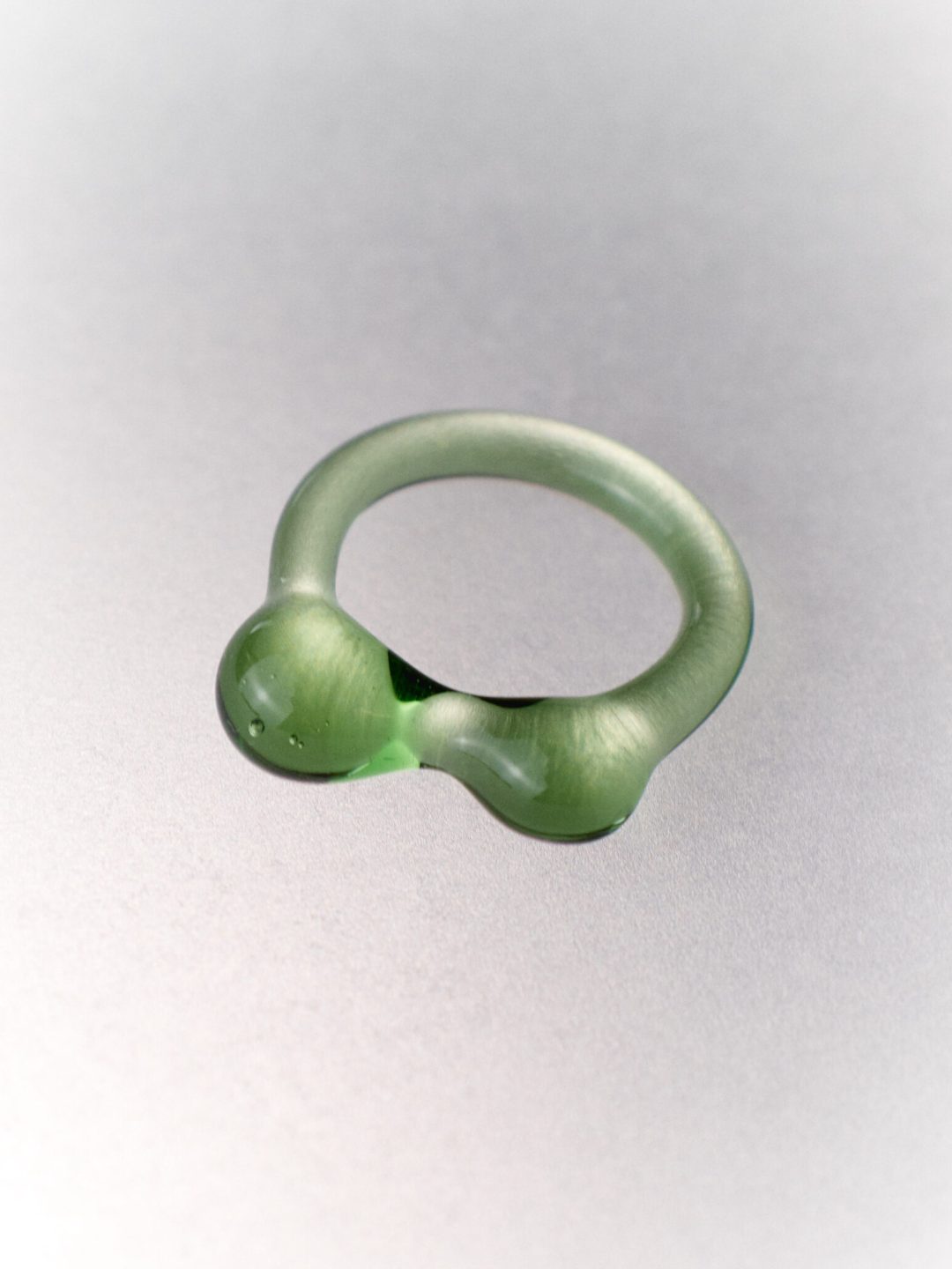 caju ring glass green nathalie schreckenberg muy frágil