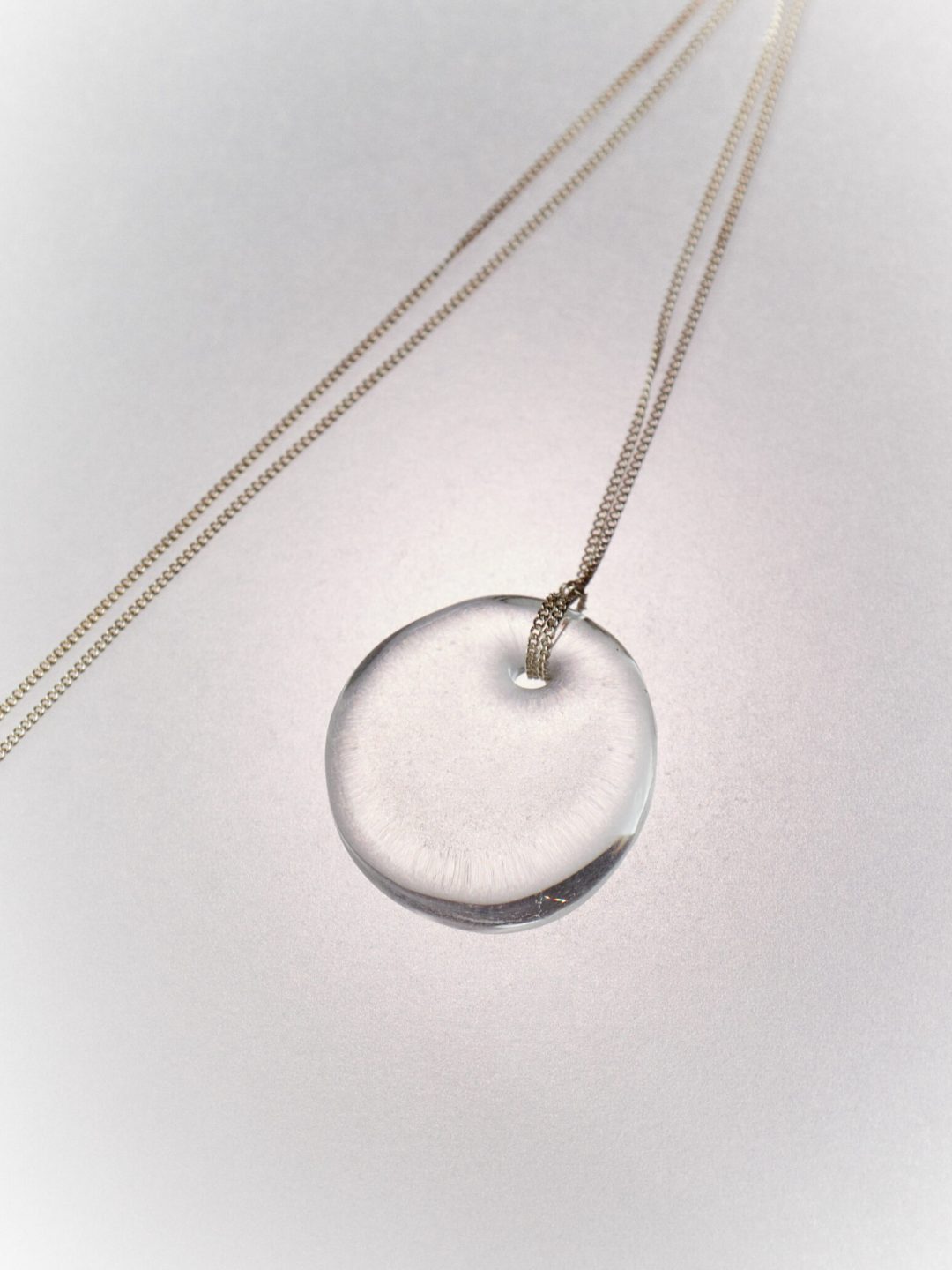 ava pendant in clear glass nathalie schreckenberg muy frágil