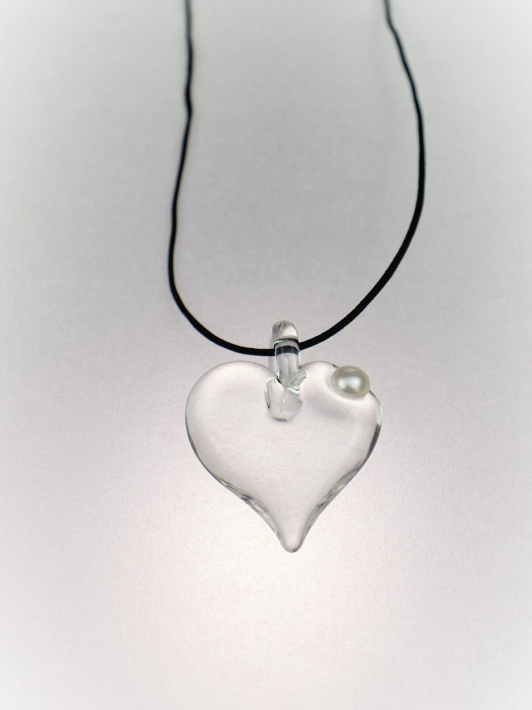 heart with pearl pendant necklace levens muy frágil
