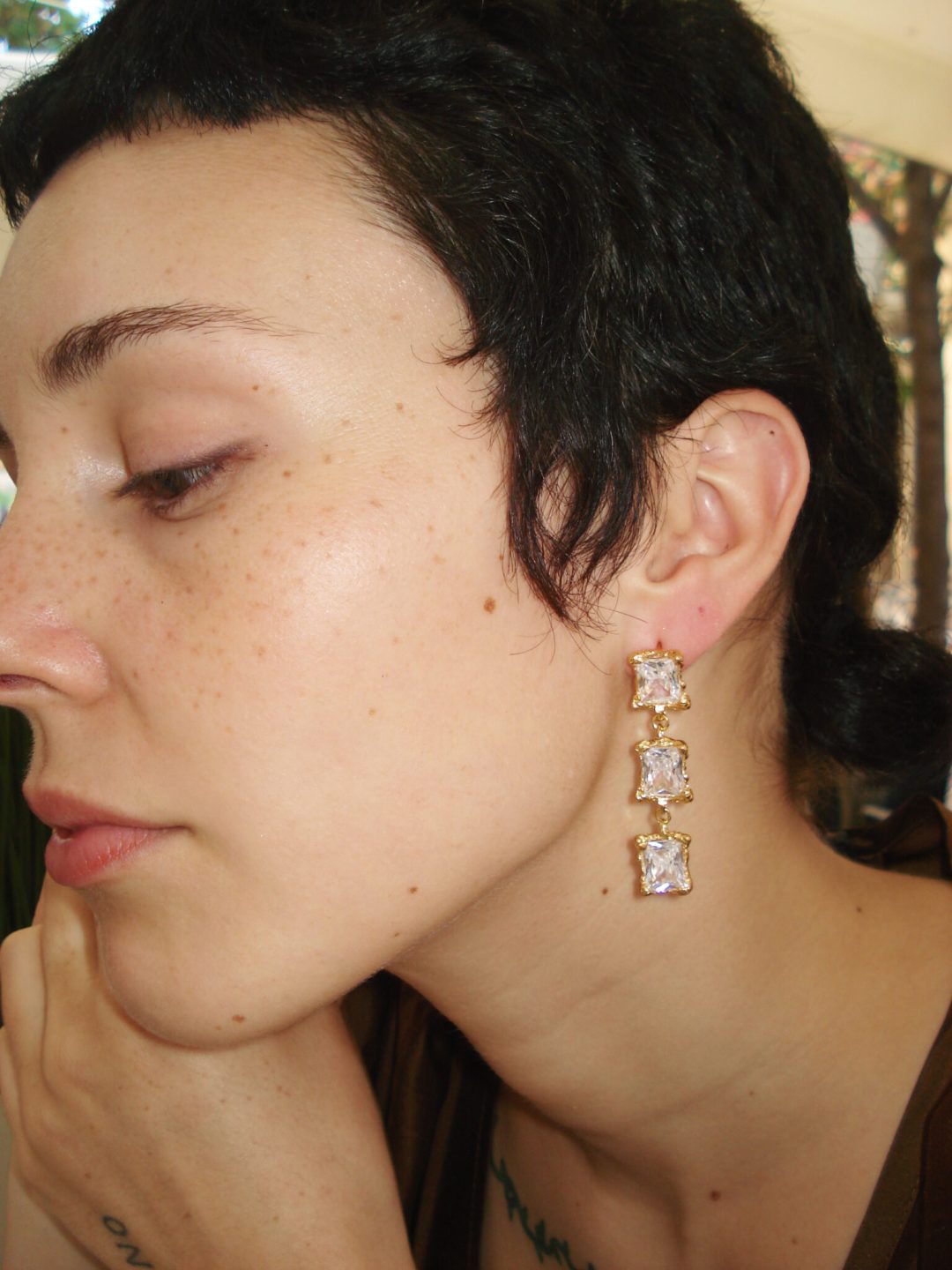 gruta golden earrings white sofía rocha muy frágil