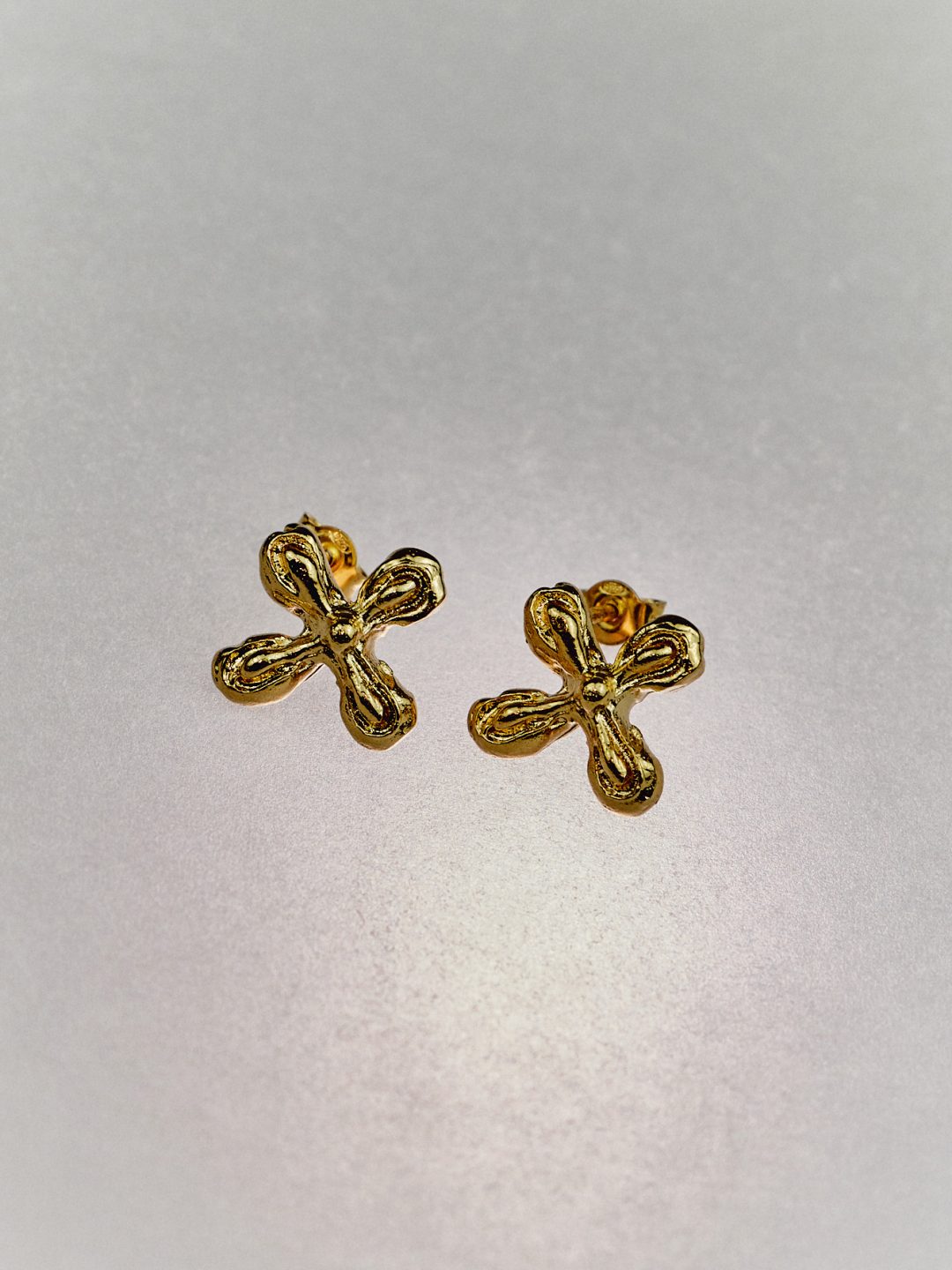 CRUZ GOLDEN earrings
